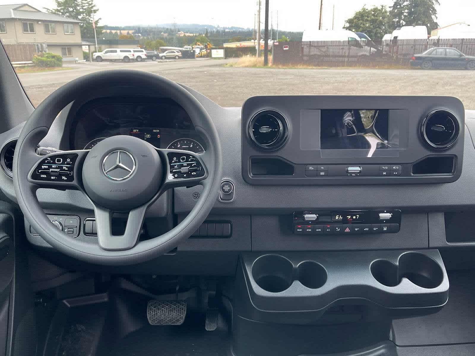 2024 Mercedes-Benz Sprinter Passenger Van 2500 Standard Roof I4 Diesel HO 144 RWD