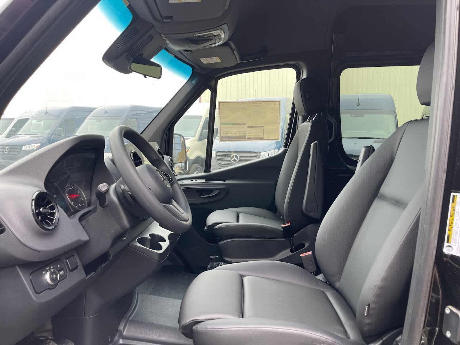 2024 Mercedes-Benz Sprinter Passenger Van 2500 Standard Roof I4 Diesel HO 144 RWD