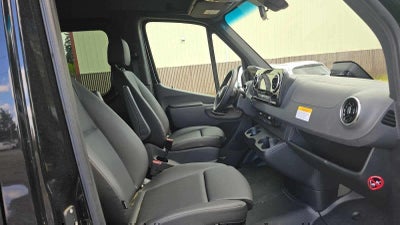 2025 Mercedes-Benz Sprinter Passenger Van 2500 Standard Roof I4 Diesel HO 144 RWD