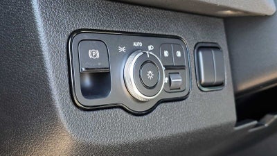 2026 Mercedes-Benz Sprinter Passenger Van 2500 Standard Roof I4 Diesel HO 144 AWD