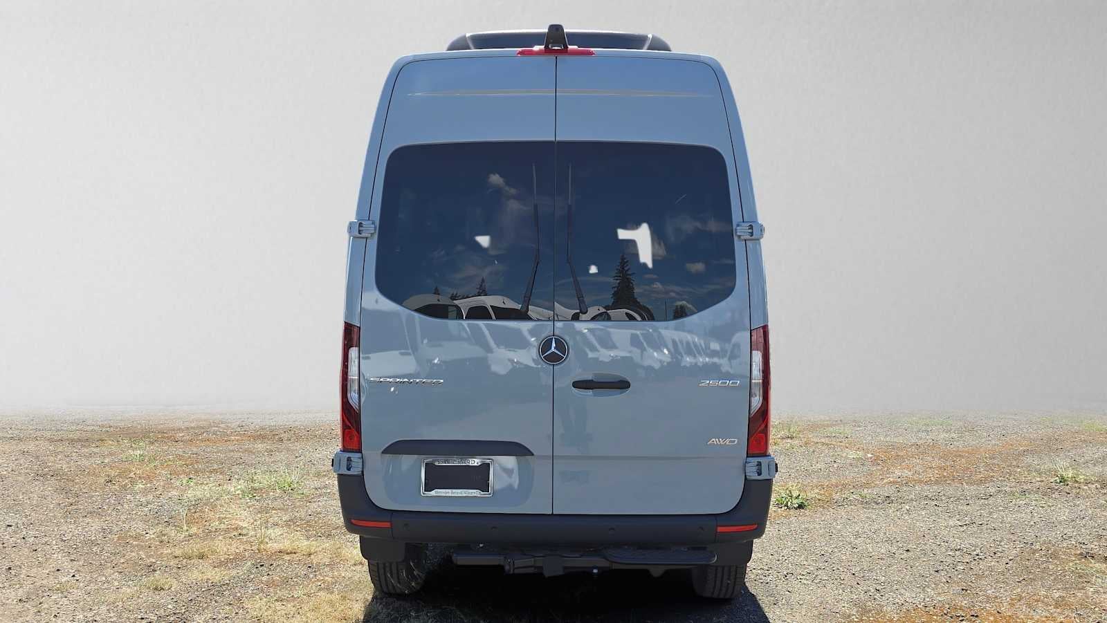 2026 Mercedes-Benz Sprinter Passenger Van 2500 Standard Roof I4 Diesel HO 144 AWD