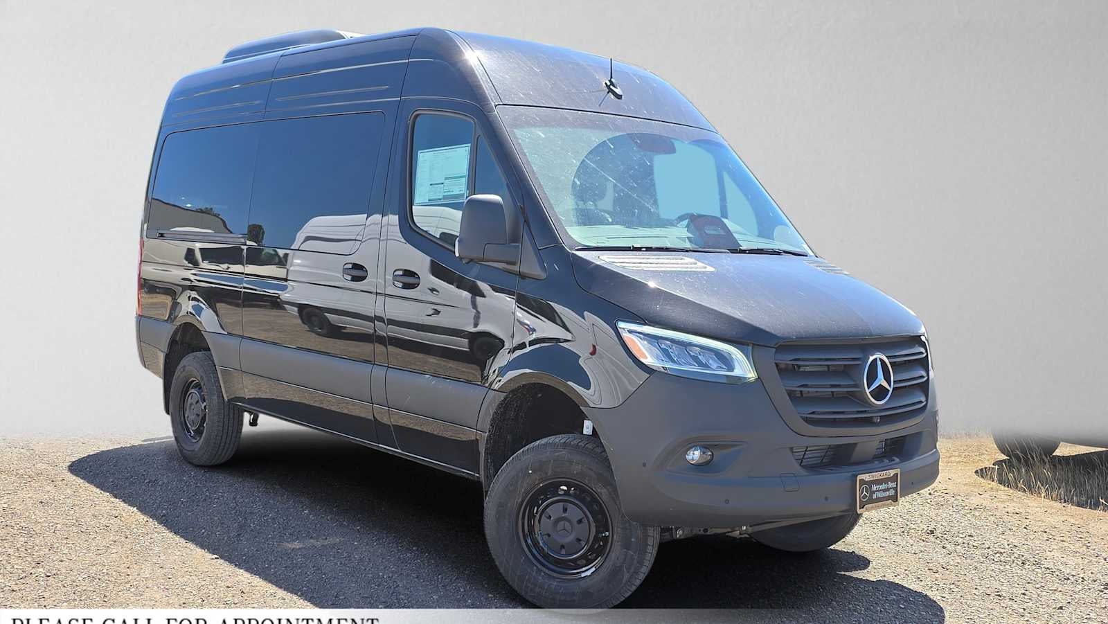 2026 Mercedes-Benz Sprinter Passenger Van 2500 Standard Roof I4 Diesel HO 144 AWD