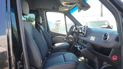 2026 Mercedes-Benz Sprinter Passenger Van 2500 Standard Roof I4 Diesel HO 144 AWD