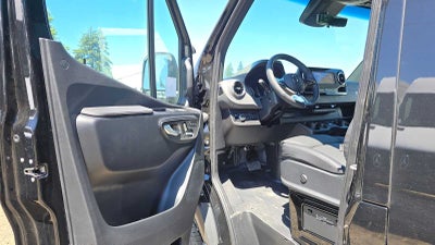 2026 Mercedes-Benz Sprinter Passenger Van 2500 Standard Roof I4 Diesel HO 144 AWD