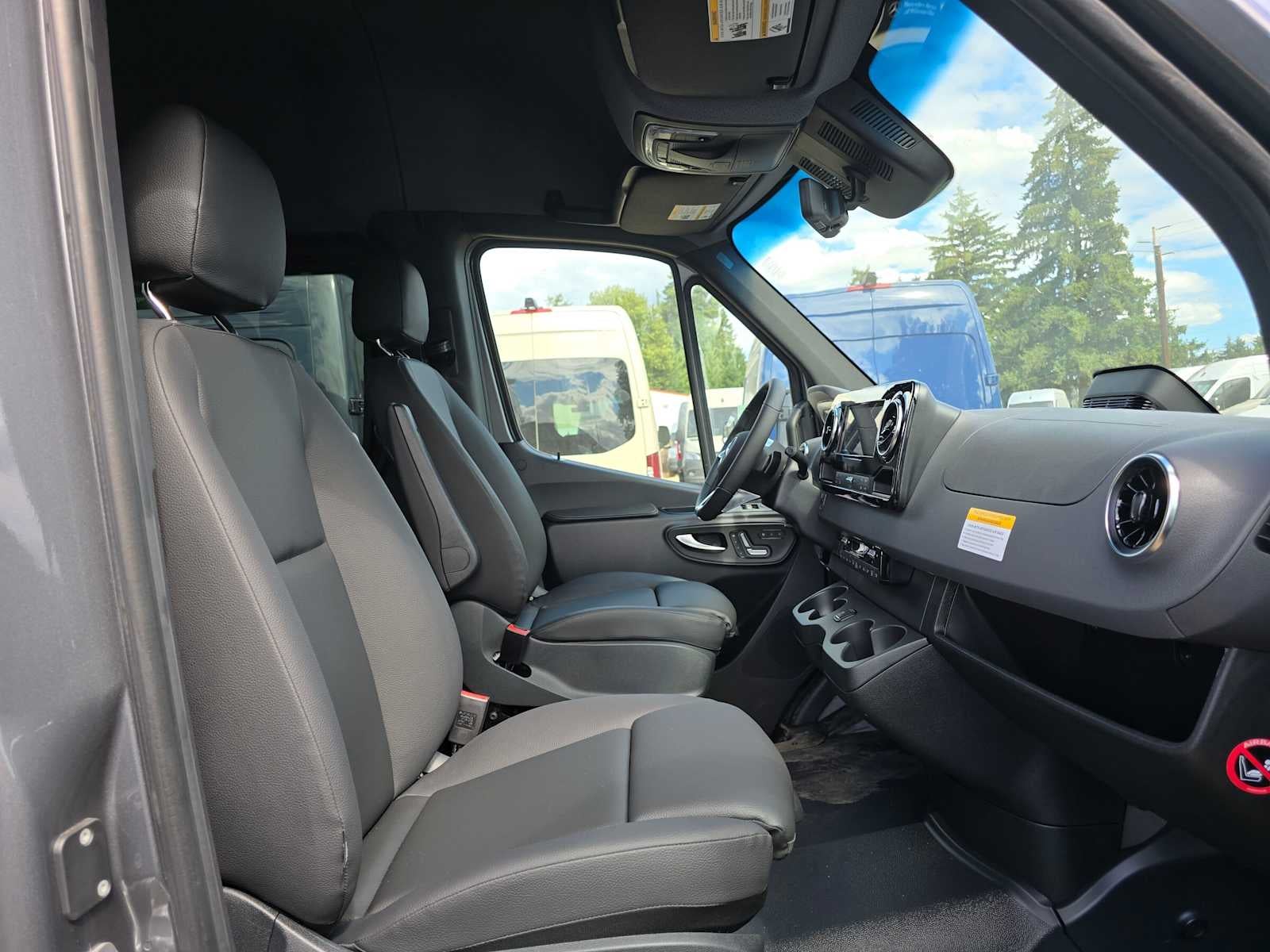 2026 Mercedes-Benz Sprinter Passenger Van 2500 Standard Roof I4 Diesel HO 144 AWD