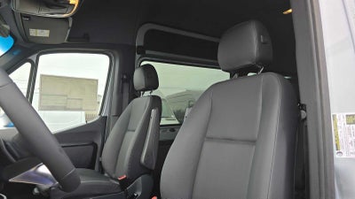 2026 Mercedes-Benz Sprinter Passenger Van 2500 High Roof I4 Diesel HO 170 RWD