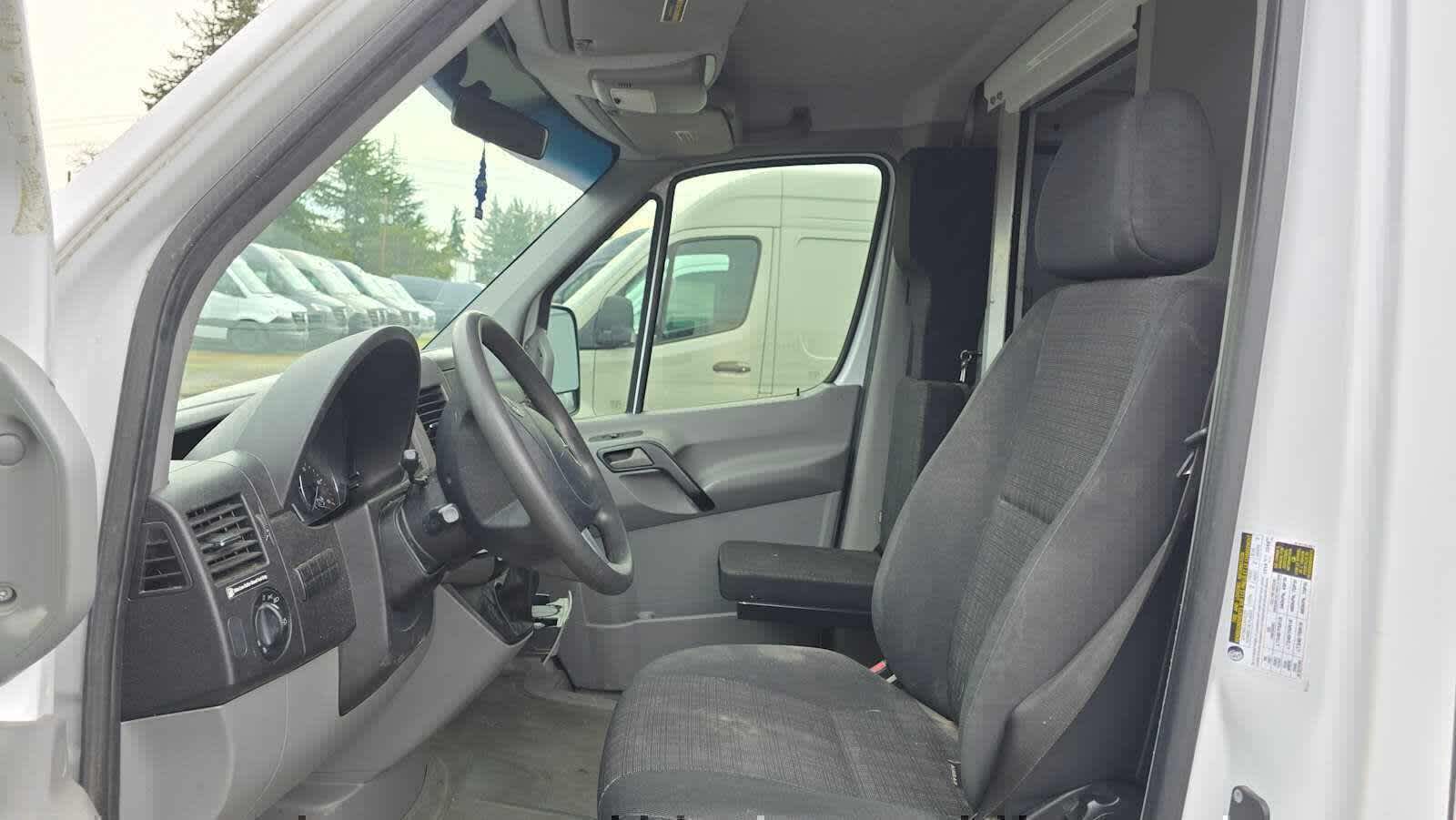 2018 Mercedes-Benz Sprinter Cargo Van 2500 Standard Roof V6 144 RWD
