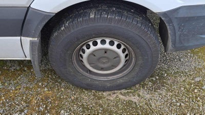 2018 Mercedes-Benz Sprinter Cargo Van 2500 Standard Roof V6 144 RWD