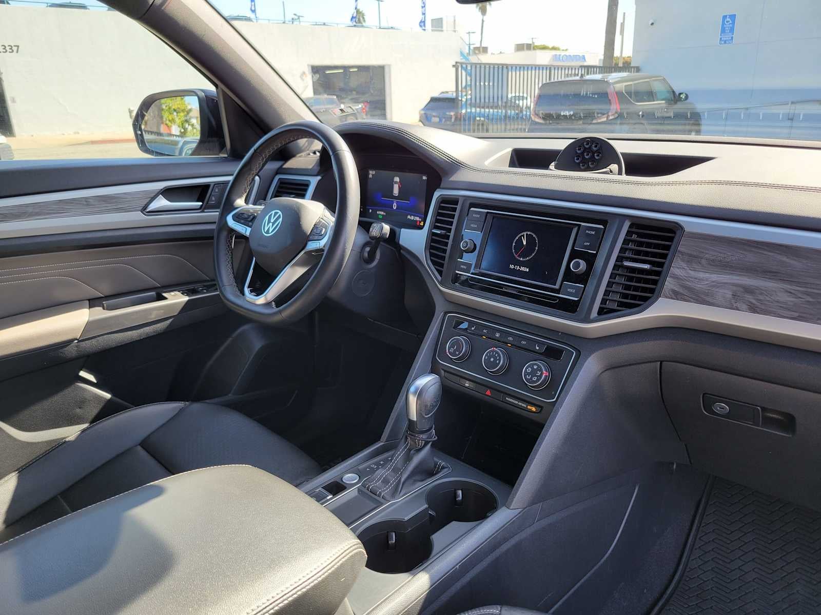 2023 Volkswagen Atlas Cross Sport 2.0T SE
