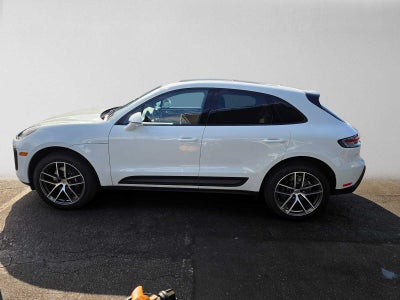 2026 Porsche Macan AWD